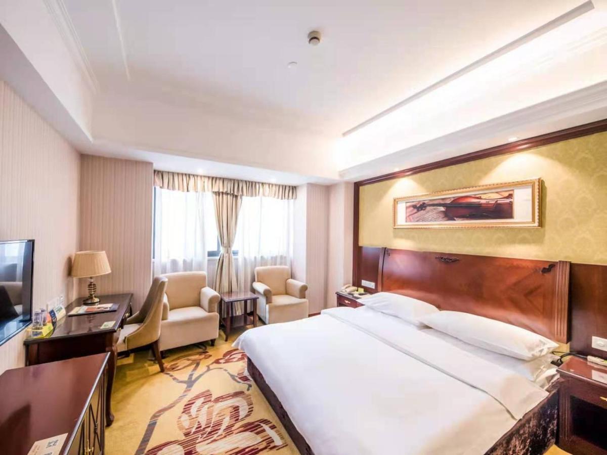 Vienna International Hotel Shanghai Pudong Xiupu Road Экстерьер фото