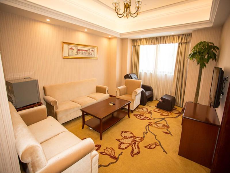 Vienna International Hotel Shanghai Pudong Xiupu Road Экстерьер фото