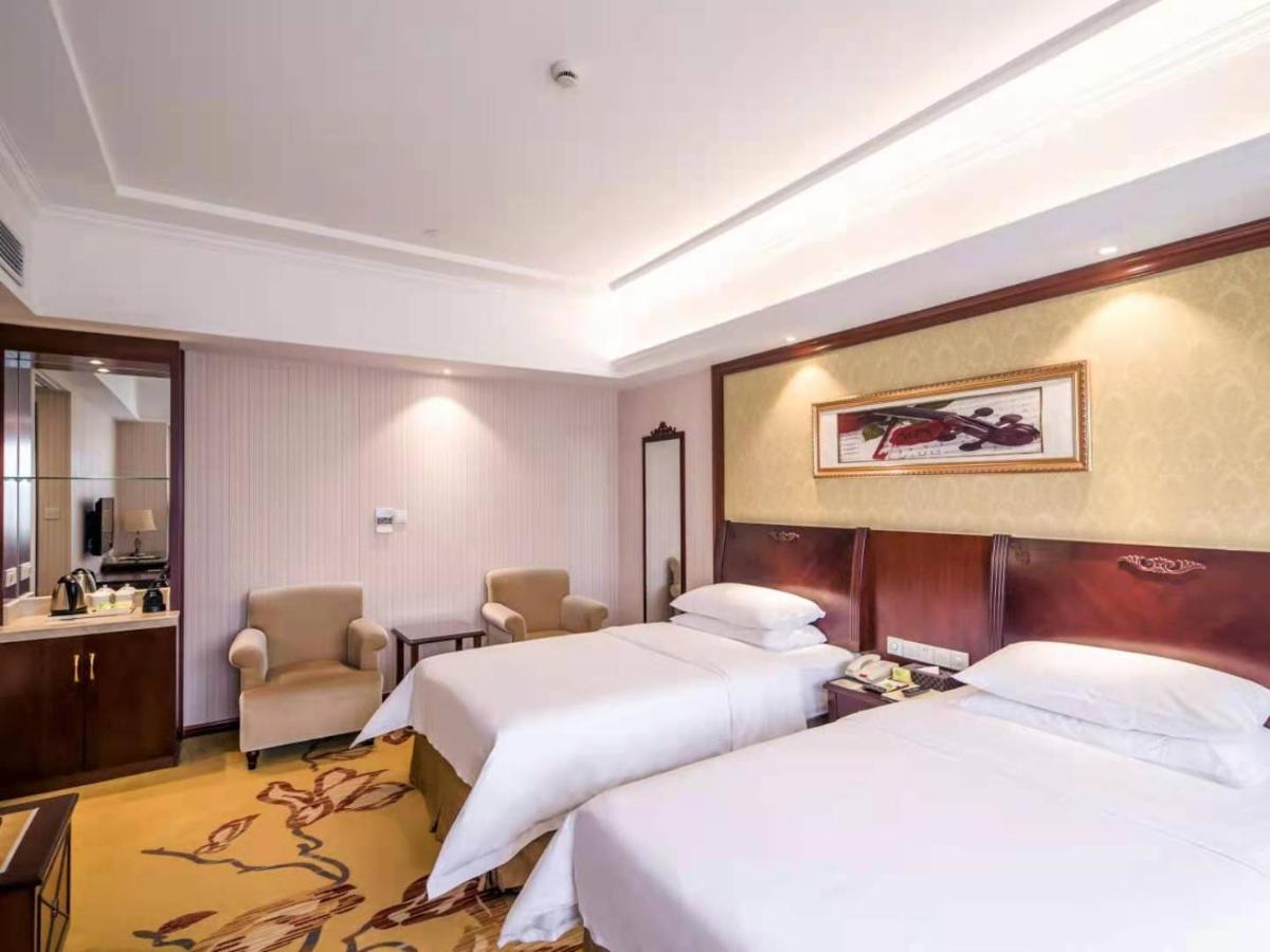 Vienna International Hotel Shanghai Pudong Xiupu Road Экстерьер фото