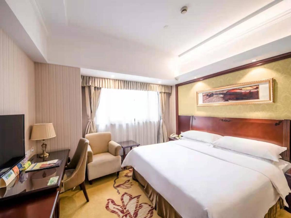 Vienna International Hotel Shanghai Pudong Xiupu Road Экстерьер фото