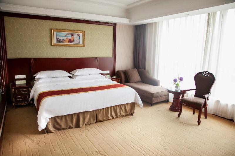 Vienna International Hotel Shanghai Pudong Xiupu Road Экстерьер фото